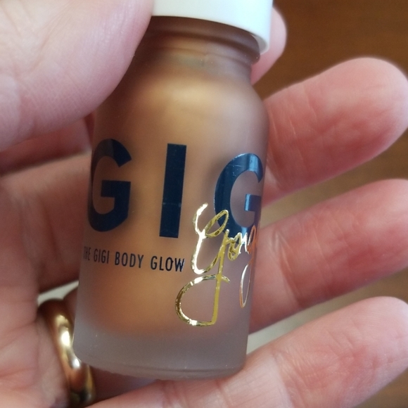 GIGI BODY 🦄 GLOW - Picture 7 of 7